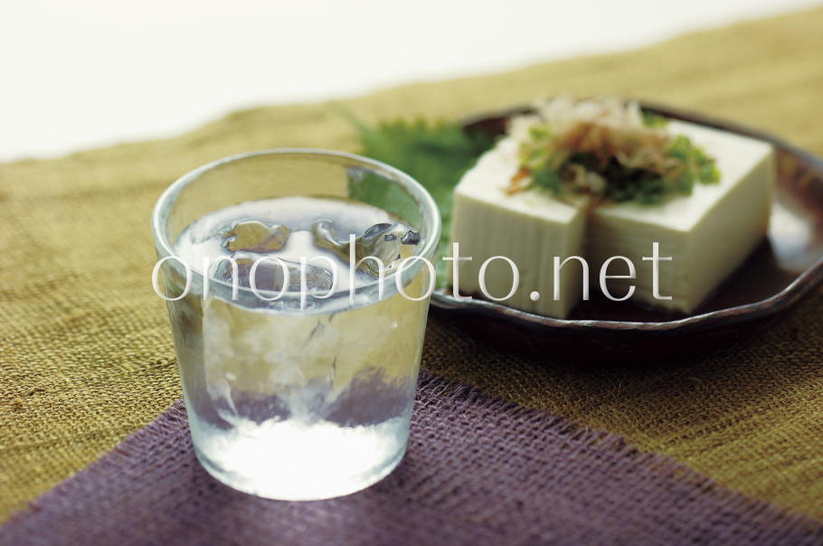 日本酒と冷奴
